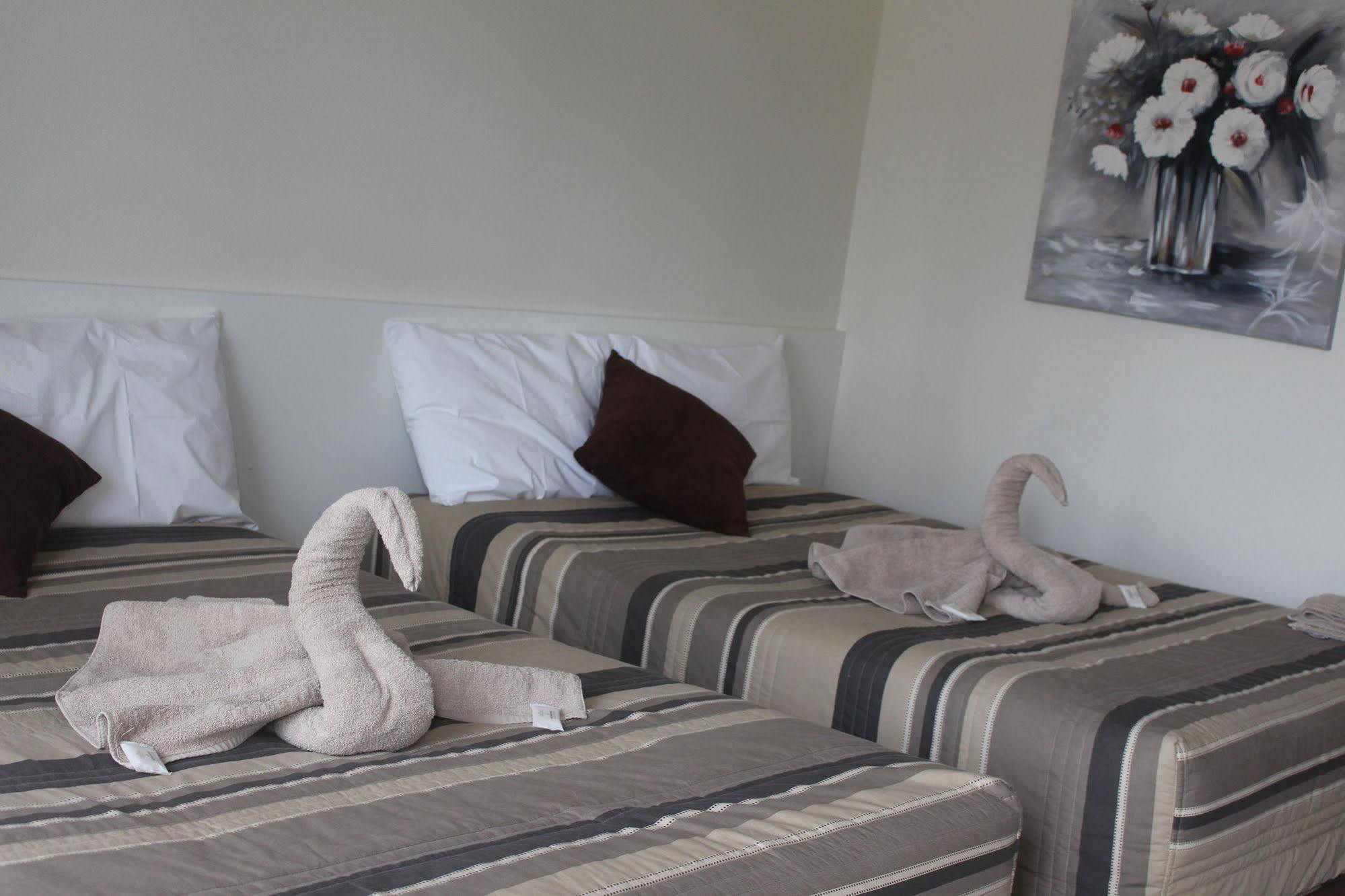 Centrepoint Motel Даббо Экстерьер фото