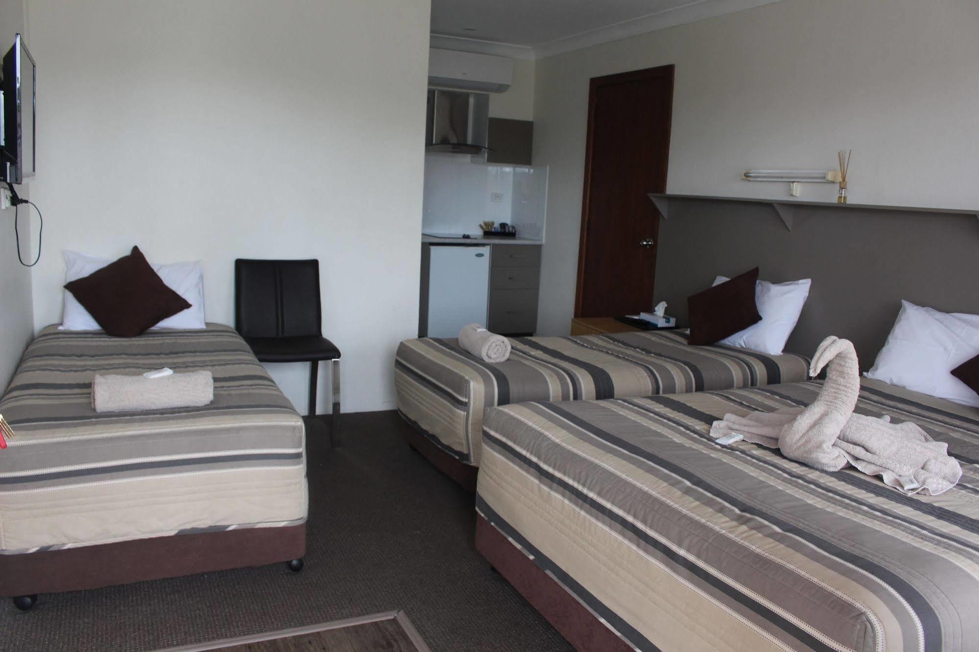 Centrepoint Motel Даббо Экстерьер фото