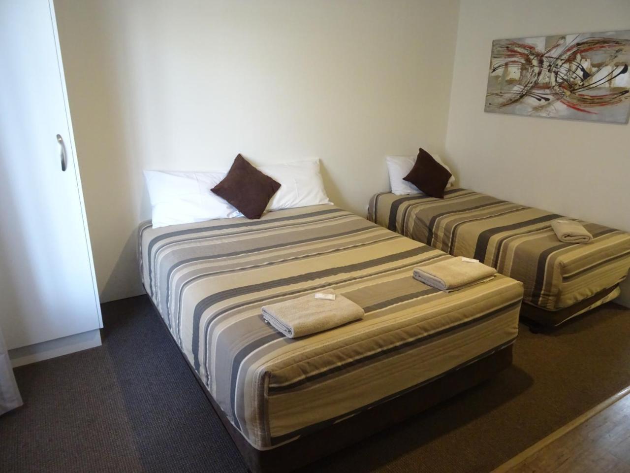 Centrepoint Motel Даббо Экстерьер фото